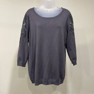 NWOT Avenue Dusty purple/gray blouse with lace shoulder accent. Size 14/16 XL